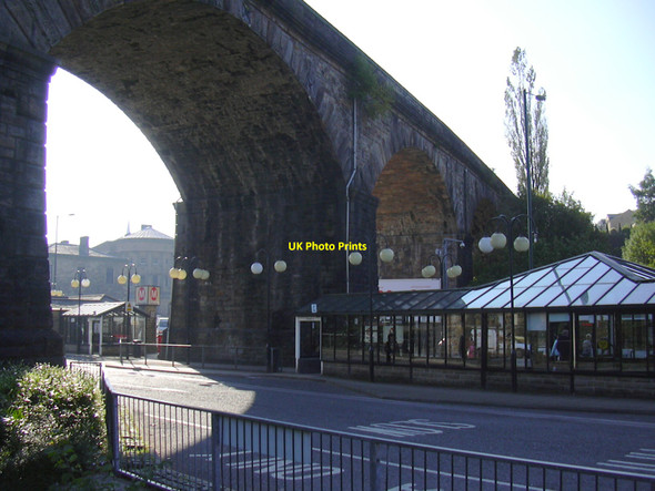 Photo 6"x4" Todmorden Viaduct and Bus Station Todmorden c2010