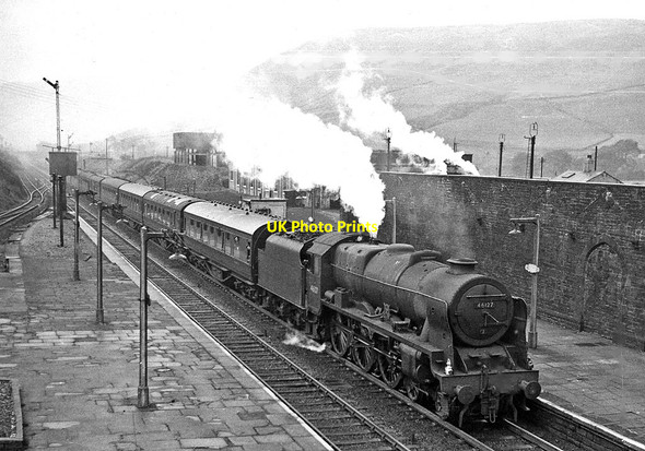 Photo 6"x4" Down WCML express passing Tebay Station Roundthwaite c1961