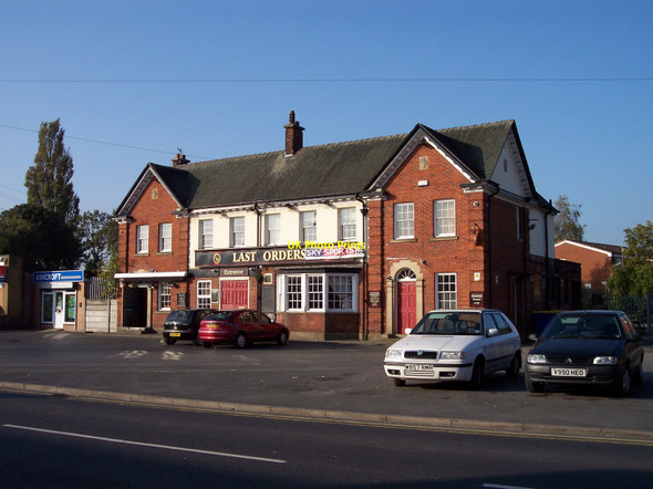 Photo 6"x4" Last Orders on City Road The Bell c2010