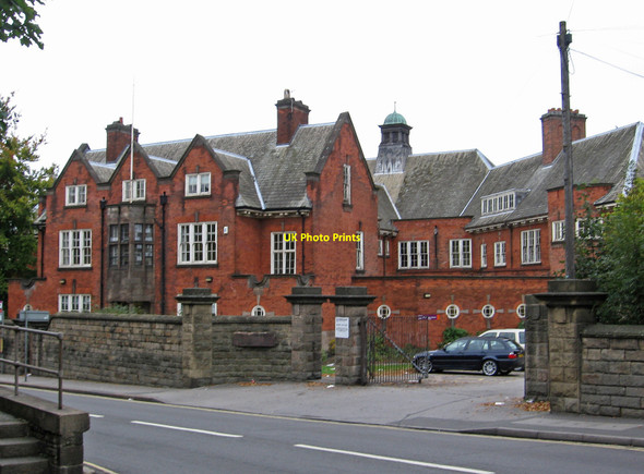 Photo 6"x4" Chesterfield - St Helena's Chesterfield\/SK3871 c2010