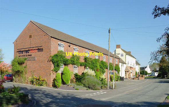 Photo 6"x4" The Red Lion Inn at Bobbington, Staffordshire Bobbington c2010