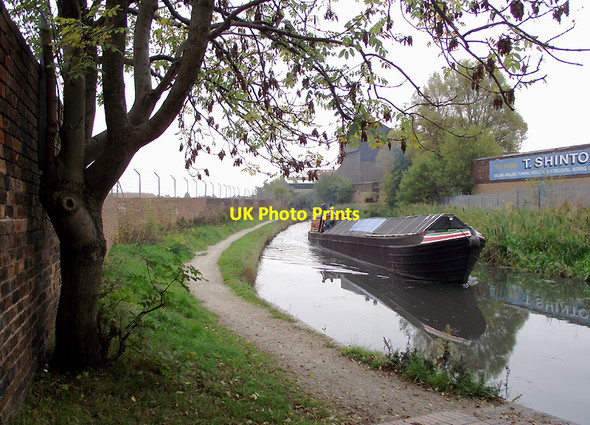 Photo 6"x4" Working narrowboat near Ettingshall, Wolverhampton Wolverhampton c2010