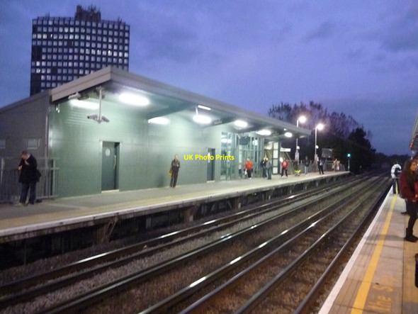 Photo 6"x4" London : Brent - Stonebridge Park Station Wembley c2010