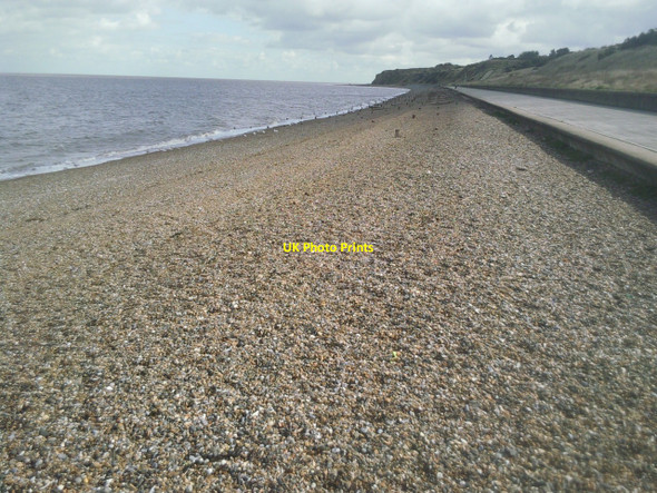 Photo 6"x4" The beach at Beltinge Bishopstone\/TR2068 c2010