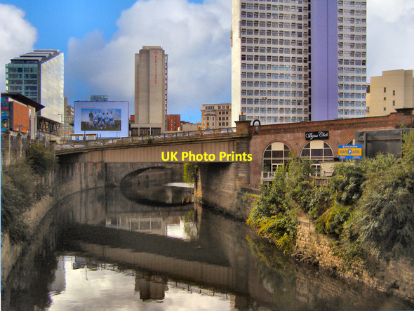 Photo 6"x4" River Irwell, Exchange Station Approach Manchester c2010