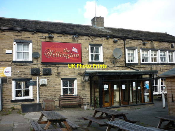 Photo 6"x4" The Wellington in Elland Elland c2010