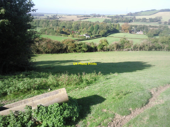 Photo 6"x4" The North Downs Way ascending Cobb's Hill Stowting c2010