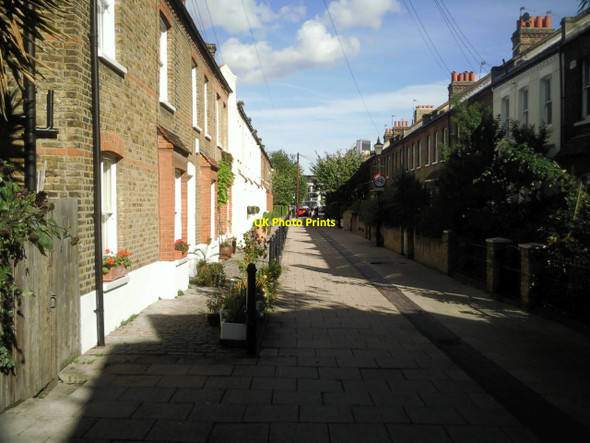 Photo 6"x4" Quill Lane Putney c2010