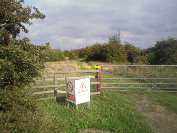 Photo 6"x4" Shorne Marshes Church Street\/TQ7174 c2010