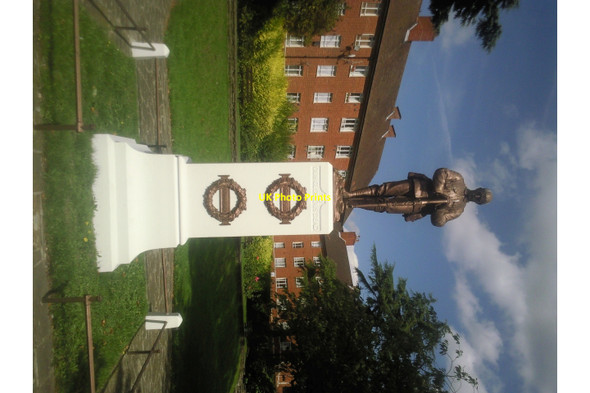 Photo 6"x4" Streatham War Memorial Streatham c2010