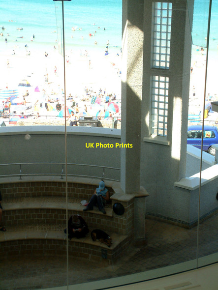 Photo 6"x4" The Tate St Ives and Porthmeor Beach St Ives\/SW5140 c2003