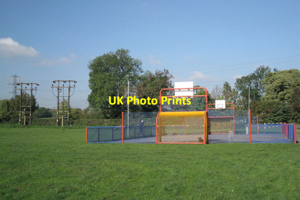Photo 6"x4" MUGA, Ash Green CV7 Bedworth c2010