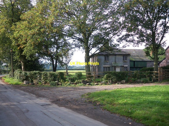 Photo 6"x4" Derelict farmhouse Doe Green\/SJ5587 c2010