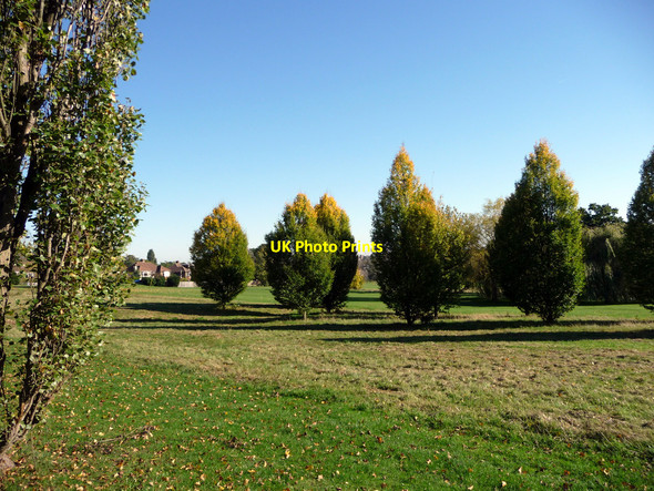Photo 6"x4" Oakwood Park, London N14 Southgate\/TQ3094 c2010
