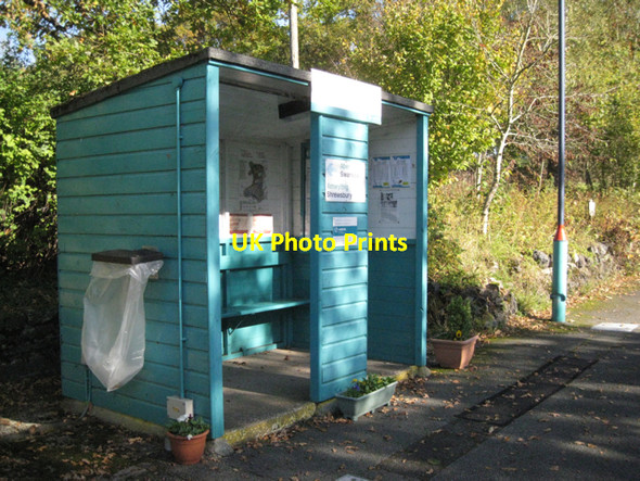 Photo 6"x4" Penybont station waiting room Crossgates\/Y Groes c2010