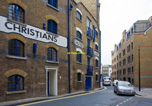 Photo 6"x4" Shad Thames London c2010