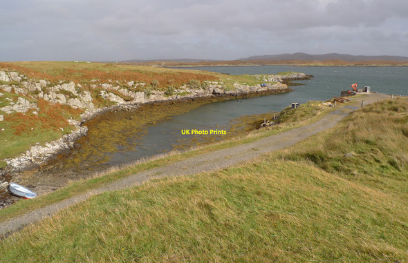 Photo 6"x4" Pier at Sponish Lochmaddy\/Loch nam Madadh c2010