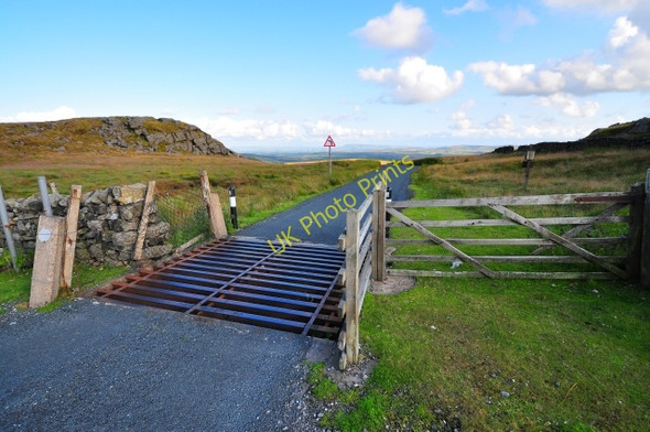 Photo 6"x4" Bowland Knotts cattle grid Crutchenber Fell c2009