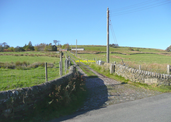 Photo 6"x4" Drive to Clough House Farm Hebden Bridge c2010