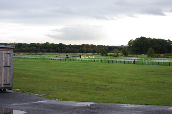 Photo 6"x4" Gosforth Park racecourse Hazlerigg c2010