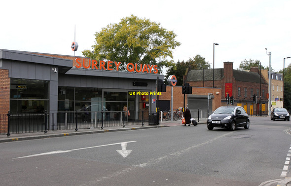 Photo 6"x4" Surrey Quays Station Deptford\/TQ3677 c2010