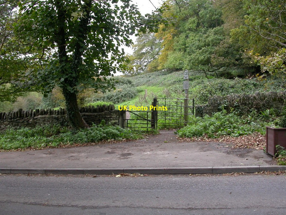 Photo 6"x4" Frenchay, kissing gate Downend\/ST6477 c2010