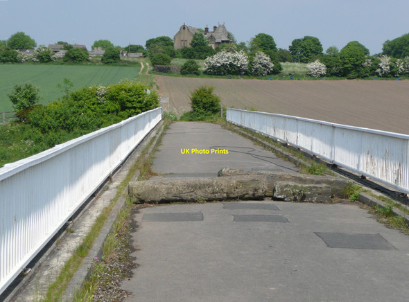 Photo 6"x4" Bridge over the M62, Morley Morley\/SE2627 c2010