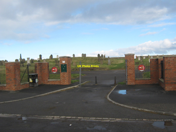 Photo 6"x4" Entrance to Spion Kop Cemetery Hartlepool Hartlepool c2010