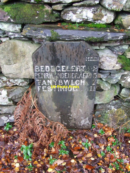 Photo 6"x4" Penrhyndeudrath 5 Nantmor c2010