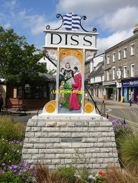 Photo 6"x4" Diss town sign Diss c2010