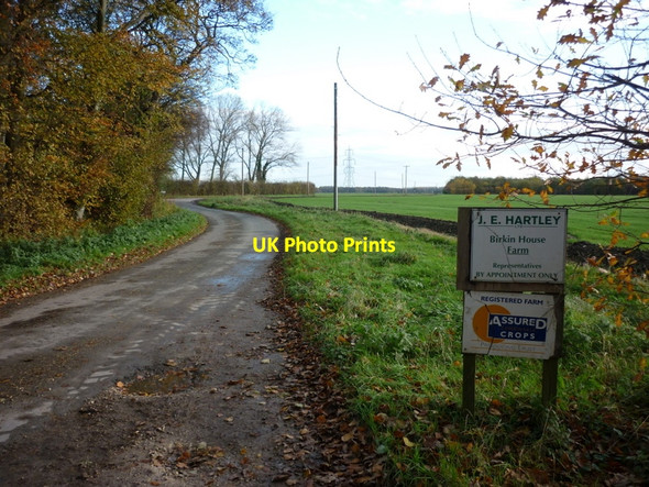 Photo 6"x4" The way to Woodhouse Farm Birkin c2010