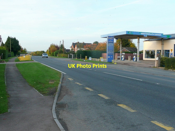 Photo 6"x4" A48 at Minsterworth Calcott's Green c2010