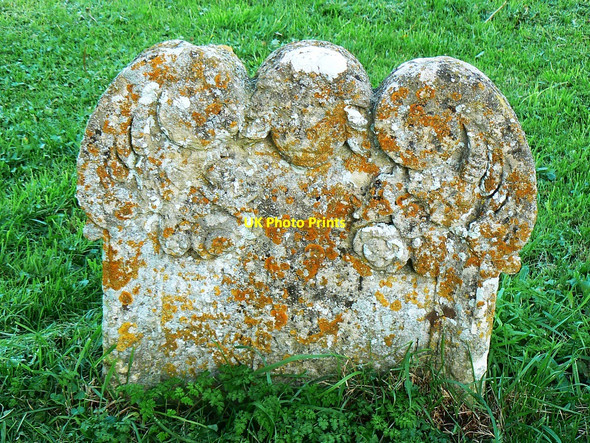Photo 6"x4" Gravestone detail, Church of St Denys, Stanford in The Vale Stanford in the Vale c2010