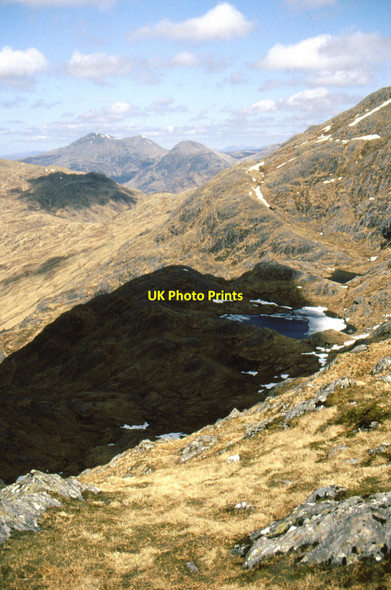 Photo 6"x4" Lochan an Talamh Dheirg Druim Leac a' Shith c1994