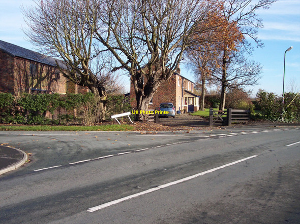 Photo 6"x4" Giddygate Lane joins Leatherbarrows Lane Kirkby\/SJ4198 c2010