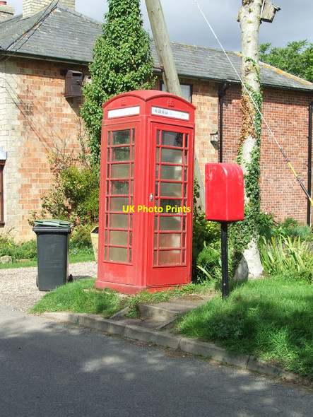 Photo 6"x4" Red Telephone Box Mendlesham Green c2010