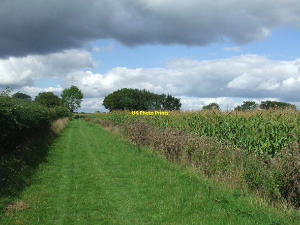 Photo 6"x4" Heavy Skies Gipping c2010