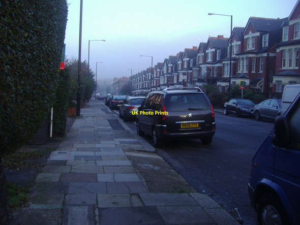 Photo 6"x4" Alexandra Park Road Friern Barnet c2010