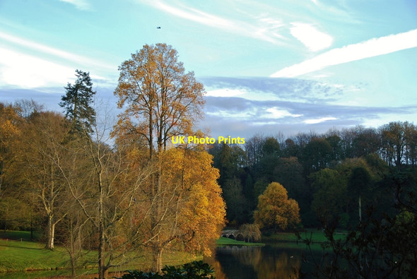 Photo 6"x4" Stourhead Gardens: Colours over the Lake Stourton\/ST7734 c2010
