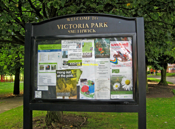 Photo 6"x4" Victoria Park notice board Smethwick c2010