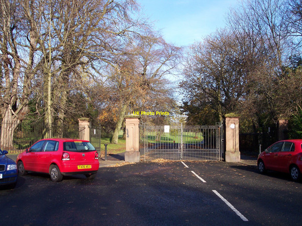 Photo 6"x4" Entrance to Prince's Park from Belvidere road Dingle\/SJ3687 c2010