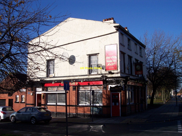 Photo 6"x4" The Globe on Park Road Toxteth Toxteth c2010