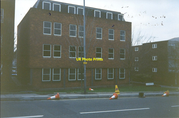 Photo 6"x4" Weybridge, Monument Hill Weybridge c1990