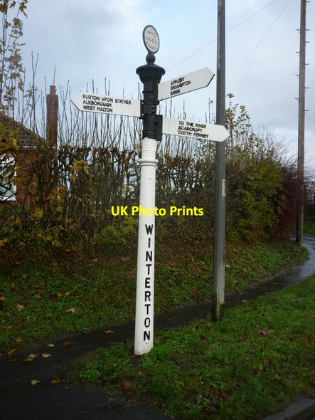 Photo 6"x4" A signpost on Park Street, Winterton Winterton\/SE9218 c2010