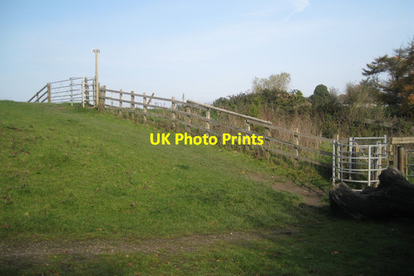 Photo 6"x4" Fence over the floodbank Littleton-upon-severn c2010
