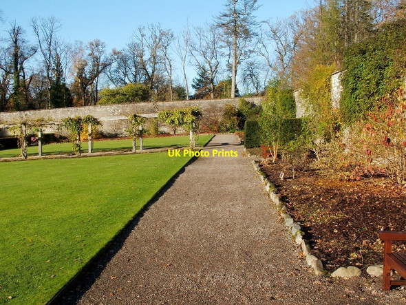 Photo 6"x4" Walled garden Alexandria c2010 P1