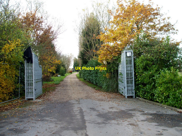 Photo 6"x4" Entrance to Scatterbrook Farm Latchingdon c2010
