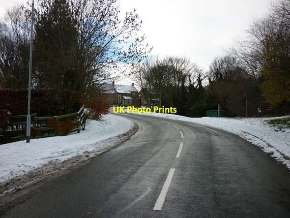 Photo 6"x4" Thorpe Road, Robin Hoods Bay Fylingthorpe c2010