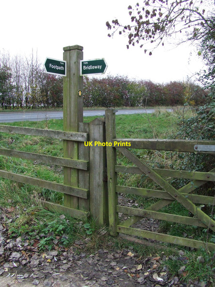 Photo 6"x4" Footpath And Bridleway Signs Acton Place c2010