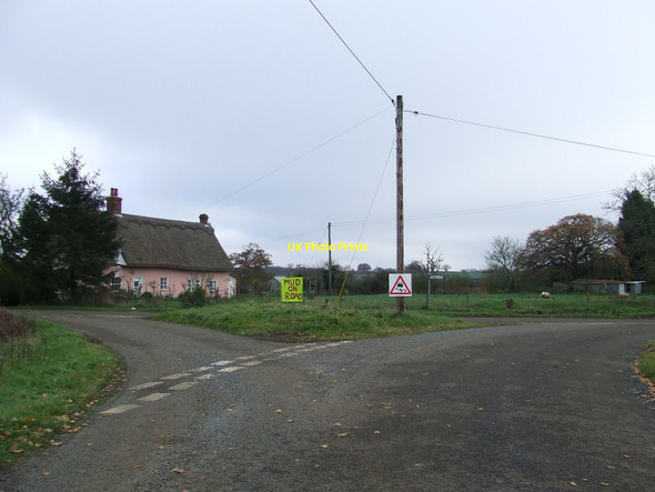 Photo 6"x4" Mud On Road Sign Washmere Green c2010